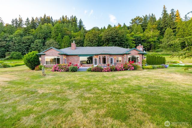 2322 Pioneer Highway, Stanwood, WA 98292