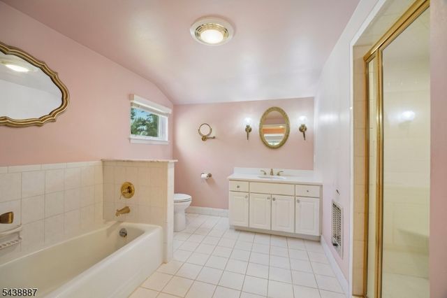 18 Arlington Dr, Livingston Twp., NJ 07039