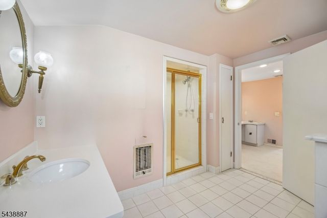 18 Arlington Dr, Livingston Twp., NJ 07039