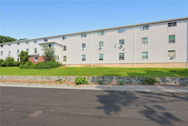 420 Woodward Road 38, North Providence, RI 02904