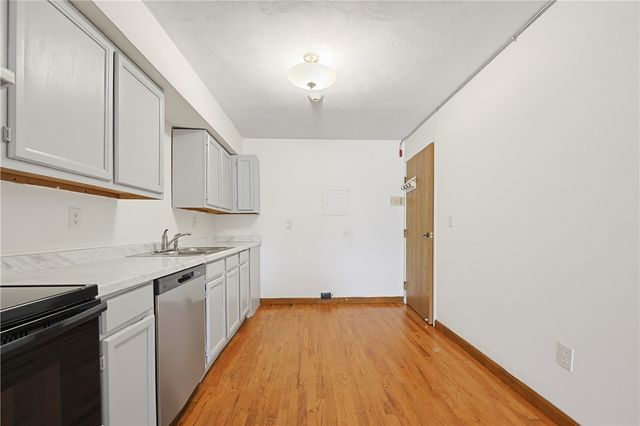 420 Woodward Road 38, North Providence, RI 02904