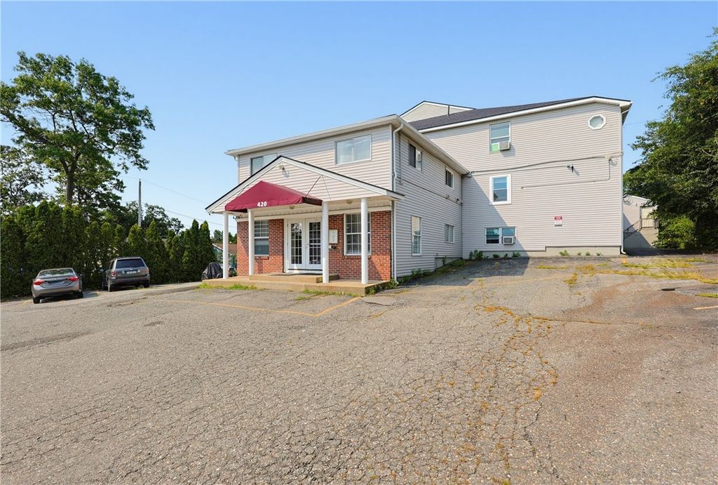 420 Woodward Road 38, North Providence, RI 02904