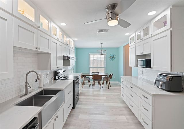 14318 CRUISER St A, Corpus Christi, TX 78418