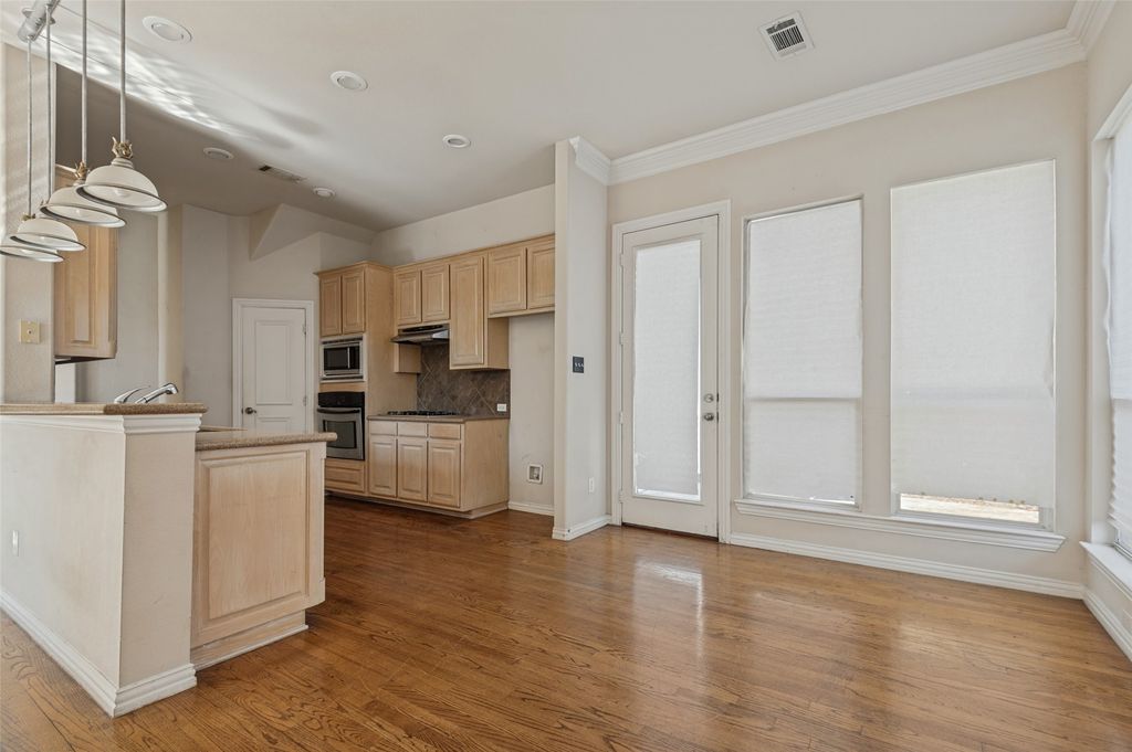 1014 Ricci Court, Irving, TX 75062 — photo 5