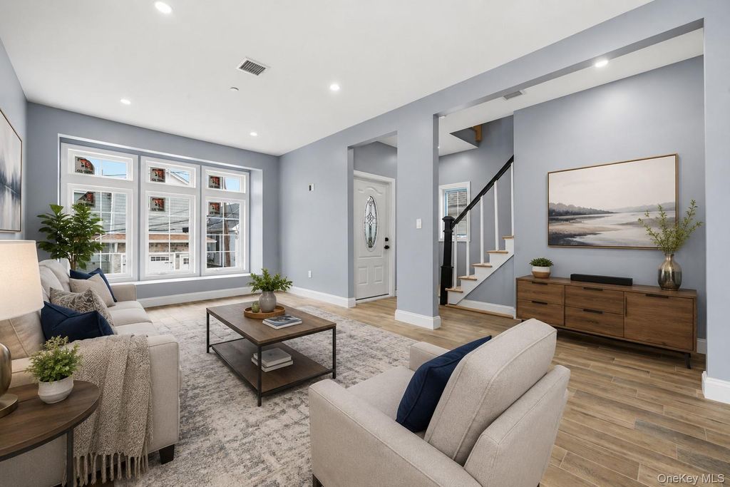 9 James Street S, East Rockaway, NY 11518 — photo 3