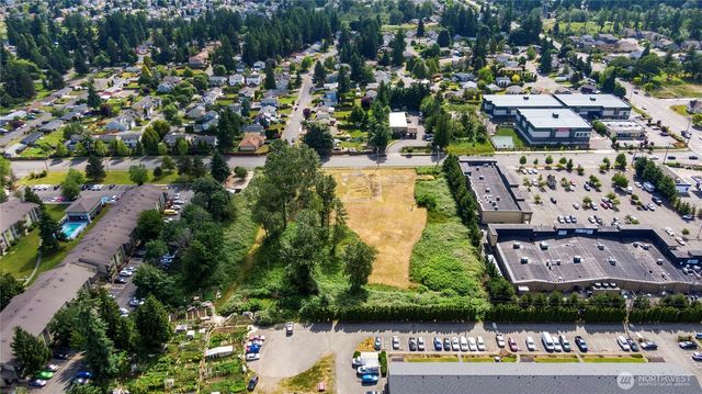 35415 SW 21st Ave, Federal Way, WA 98023