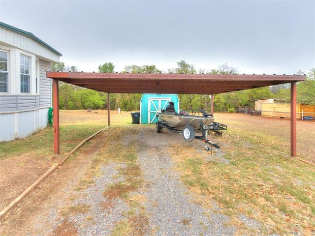 2112 County Road 1247, Tuttle, OK 73089