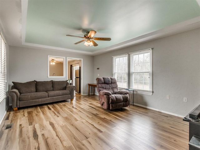 2112 County Road 1247, Tuttle, OK 73089