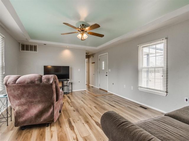 2112 County Road 1247, Tuttle, OK 73089