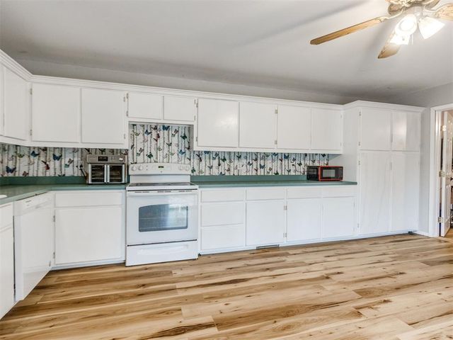 2112 County Road 1247, Tuttle, OK 73089