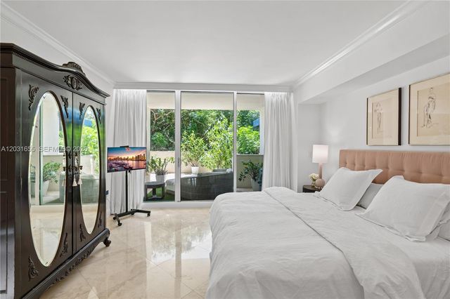 3400 SW 27th Ave 207, Miami, FL 33133
