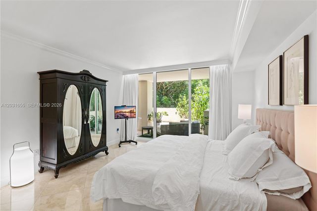 3400 SW 27th Ave 207, Miami, FL 33133