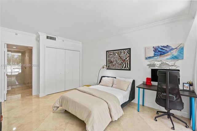 3400 SW 27th Ave 207, Miami, FL 33133