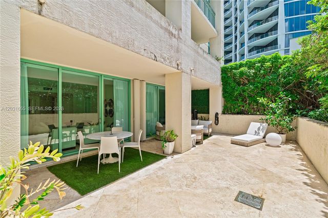 3400 SW 27th Ave 207, Miami, FL 33133
