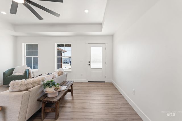 1330 19th Ave E, Jerome, ID 83338