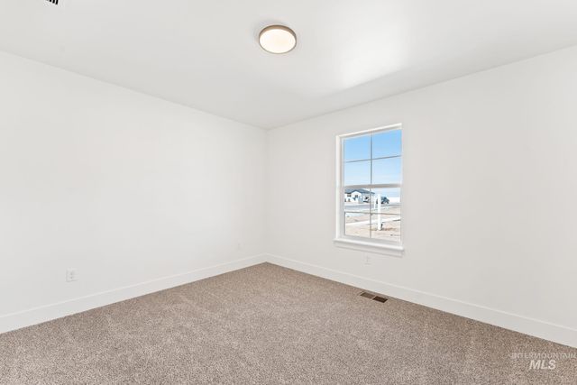 1330 19th Ave E, Jerome, ID 83338