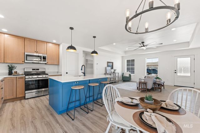 1330 19th Ave E, Jerome, ID 83338