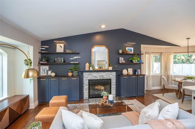 11307 149th Avenue NW, Gig Harbor, WA 98329