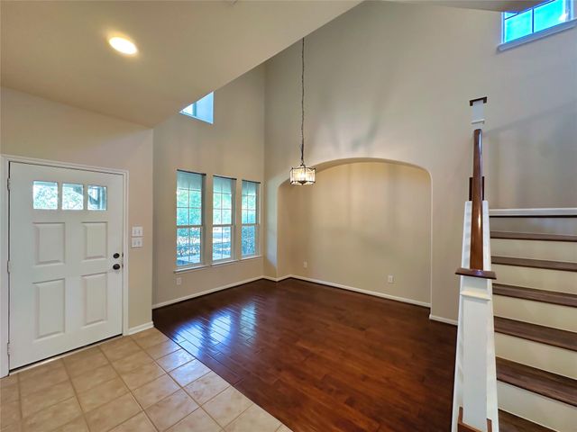 59 N Flickering Sun Circle, The Woodlands, TX 77382