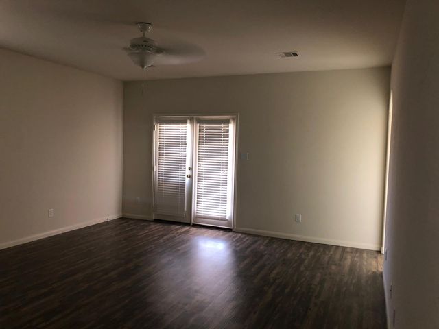 30826 W Lost Creek Boulevard, Magnolia, TX 77355