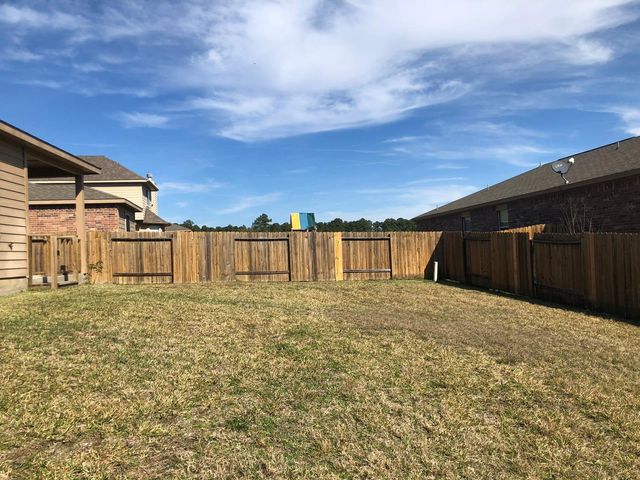 30826 W Lost Creek Boulevard, Magnolia, TX 77355