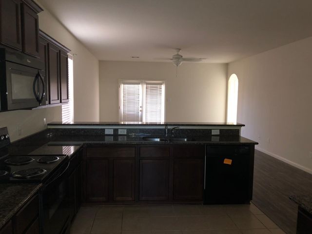 30826 W Lost Creek Boulevard, Magnolia, TX 77355