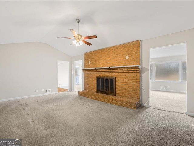 247 Smithstone Path, Fayetteville, GA 30214