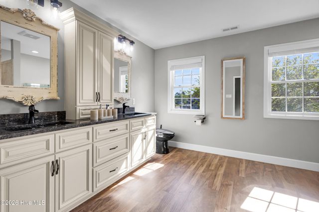 143 Tifton Circle, Cape Carteret, NC 28584