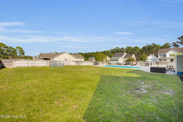 143 Tifton Circle, Cape Carteret, NC 28584