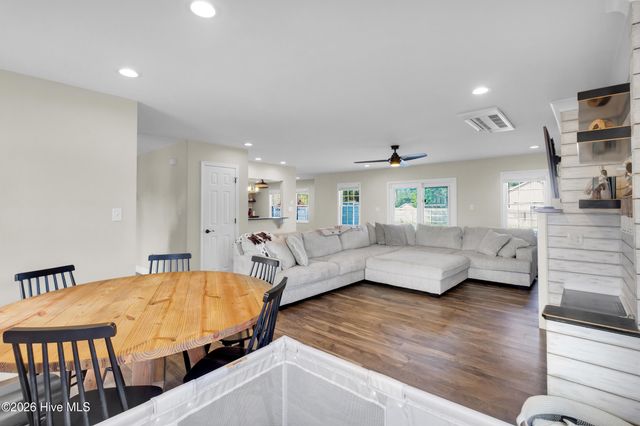 143 Tifton Circle, Cape Carteret, NC 28584