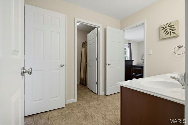 2039 Saint Madeleine Drive, O'fallon, MO 63368