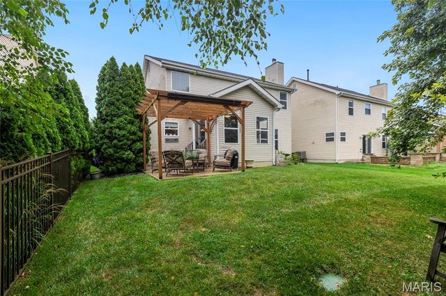 2039 Saint Madeleine Drive, O'fallon, MO 63368