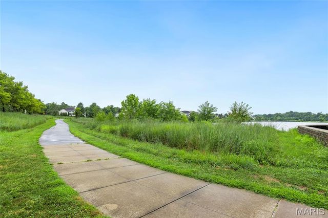 2039 Saint Madeleine Drive, O'fallon, MO 63368