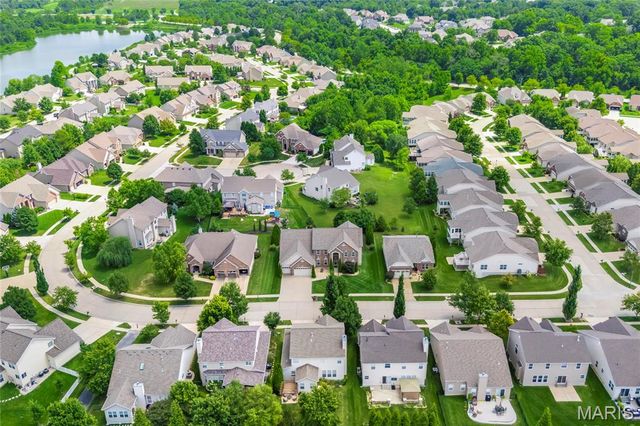 2039 Saint Madeleine Drive, O'fallon, MO 63368