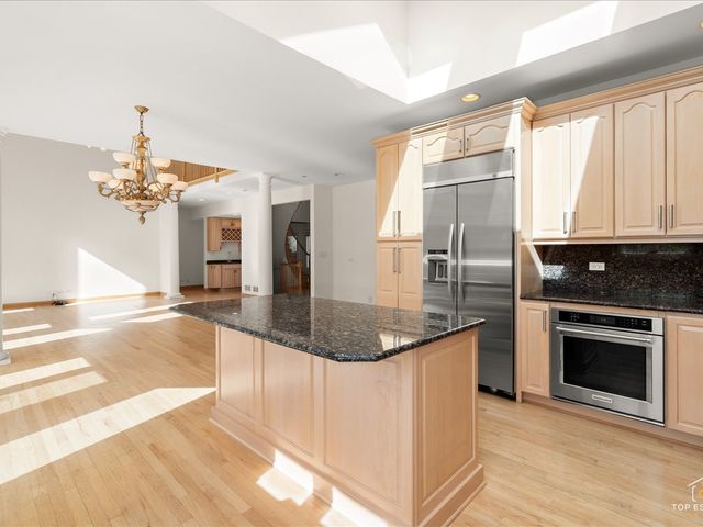 22898 N Foxtail Drive, Kildeer, IL 60047