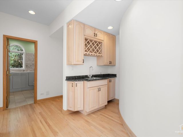 22898 N Foxtail Drive, Kildeer, IL 60047