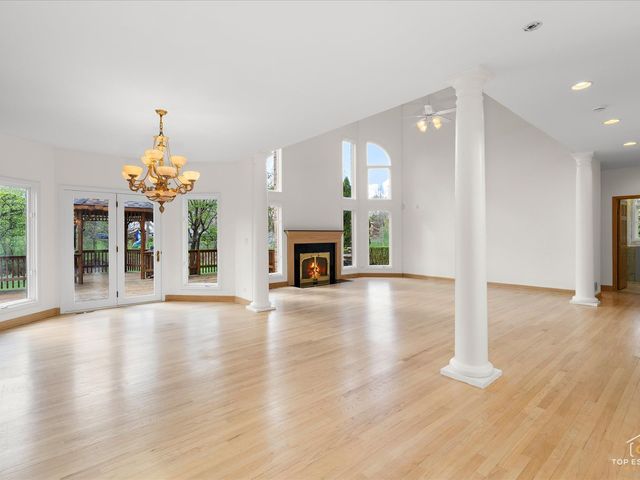 22898 N Foxtail Drive, Kildeer, IL 60047