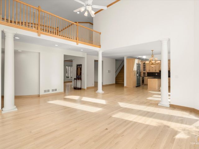 22898 N Foxtail Drive, Kildeer, IL 60047