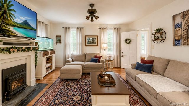 6 Old Dominion Road, Blooming Grove, NY 10914