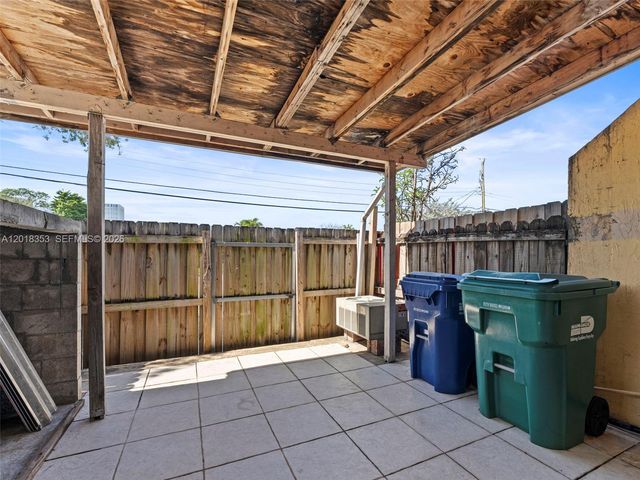 100 SW 110th Ave 142, Sweetwater, FL 33174