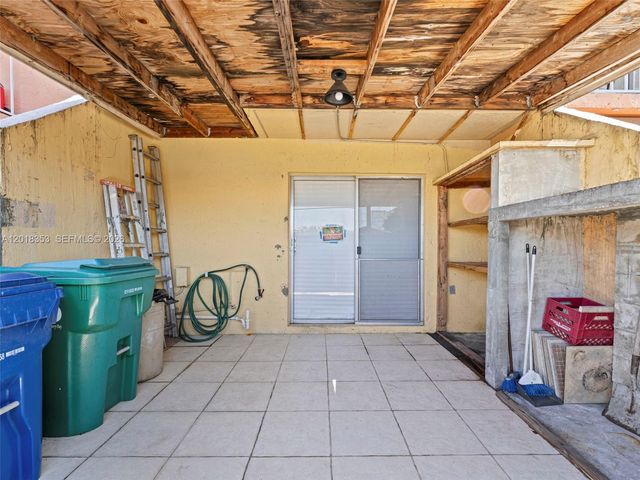 100 SW 110th Ave 142, Sweetwater, FL 33174