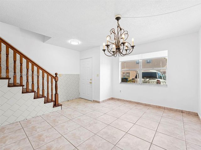 100 SW 110th Ave 142, Sweetwater, FL 33174
