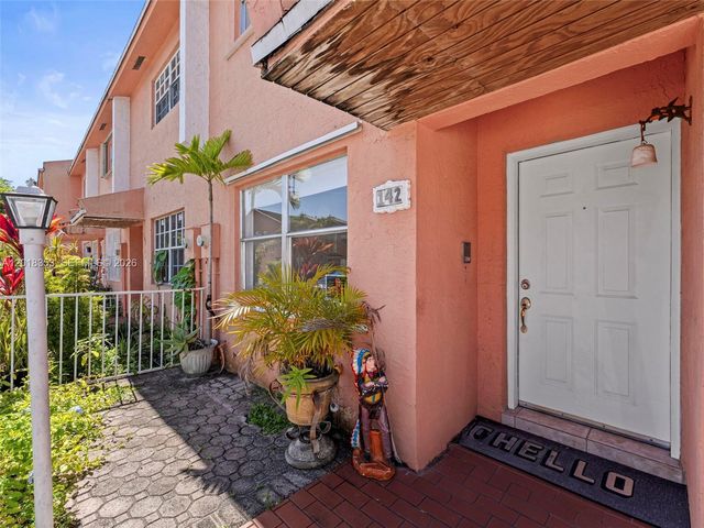 100 SW 110th Ave 142, Sweetwater, FL 33174