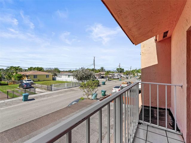 100 SW 110th Ave 142, Sweetwater, FL 33174