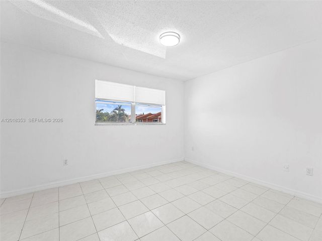 100 SW 110th Ave 142, Sweetwater, FL 33174