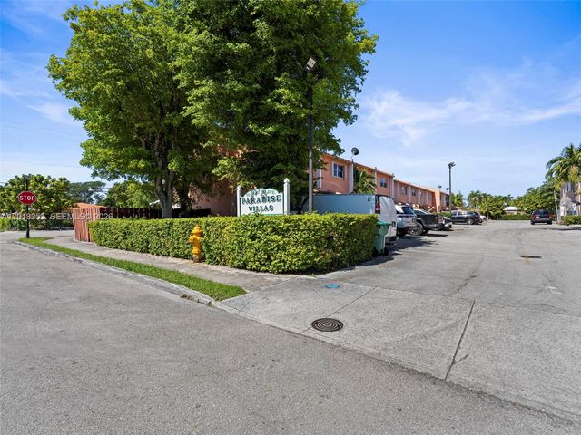 100 SW 110th Ave 142, Sweetwater, FL 33174