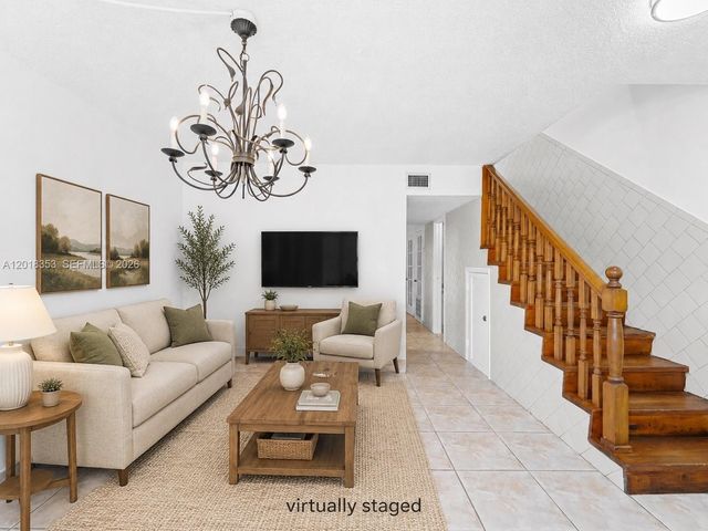 100 SW 110th Ave 142, Sweetwater, FL 33174