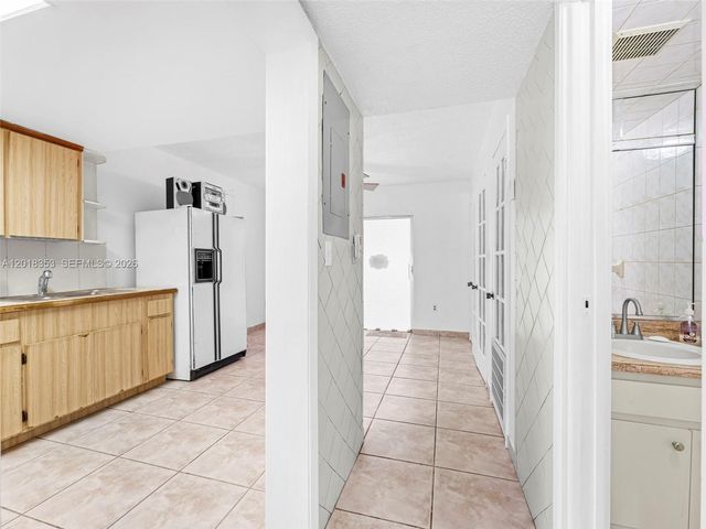 100 SW 110th Ave 142, Sweetwater, FL 33174