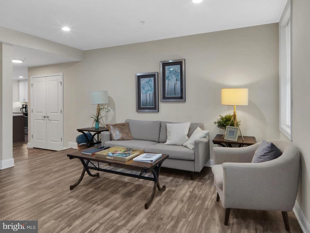 Image 2 of property listing at 118 W ALL SAINTS ST, Frederick, MD 21701