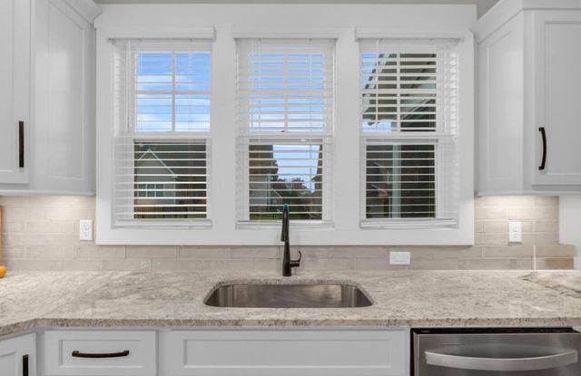 10624 Brownspring Drive, Apison, TN 37302